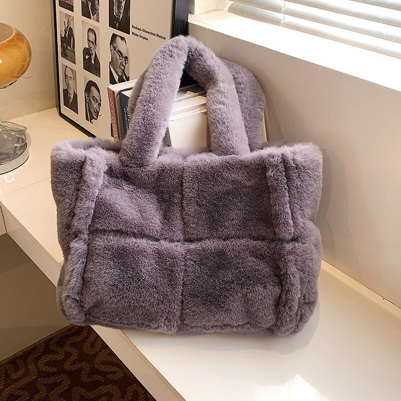 Chic Sac à Main en Peluche Dante | Accessoire d'Hiver Élégant pour Femmes